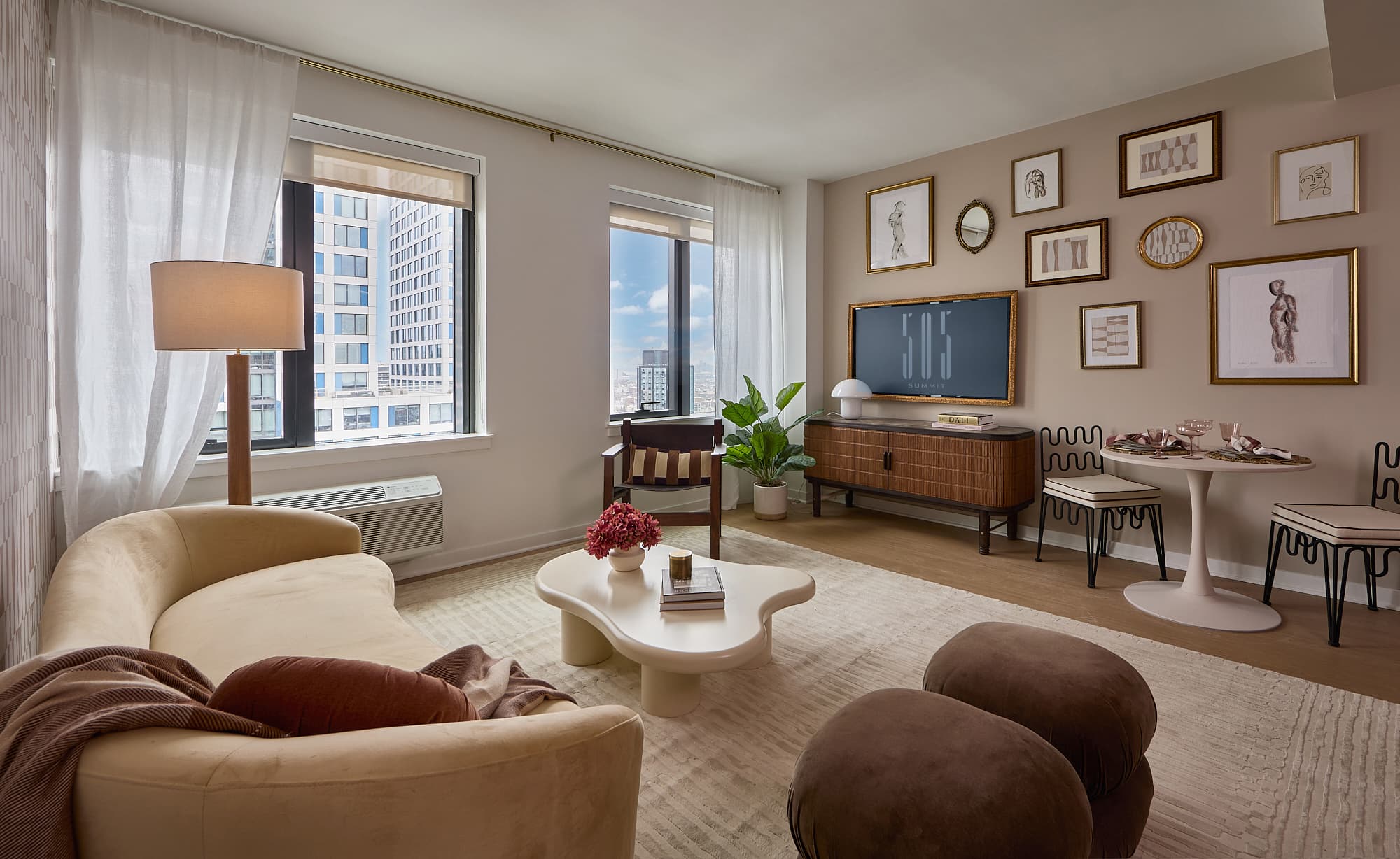 505 Summit living room