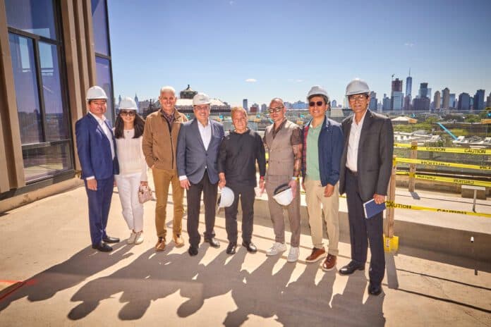 505 Summit Group Photo